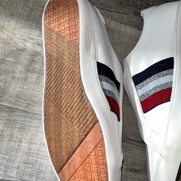 Nautica White Slip-On Shoes loafers with Red and Blue Accents - Picture 2 of 5